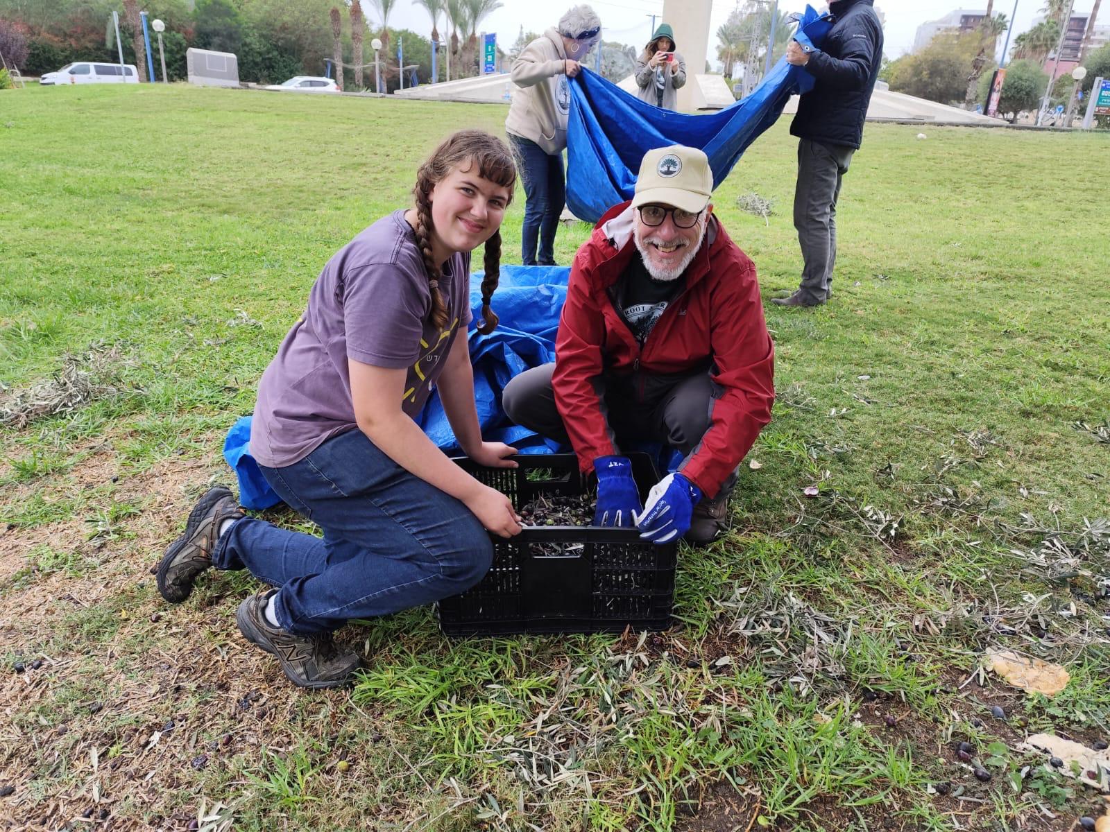 Root and Branch Volunteers